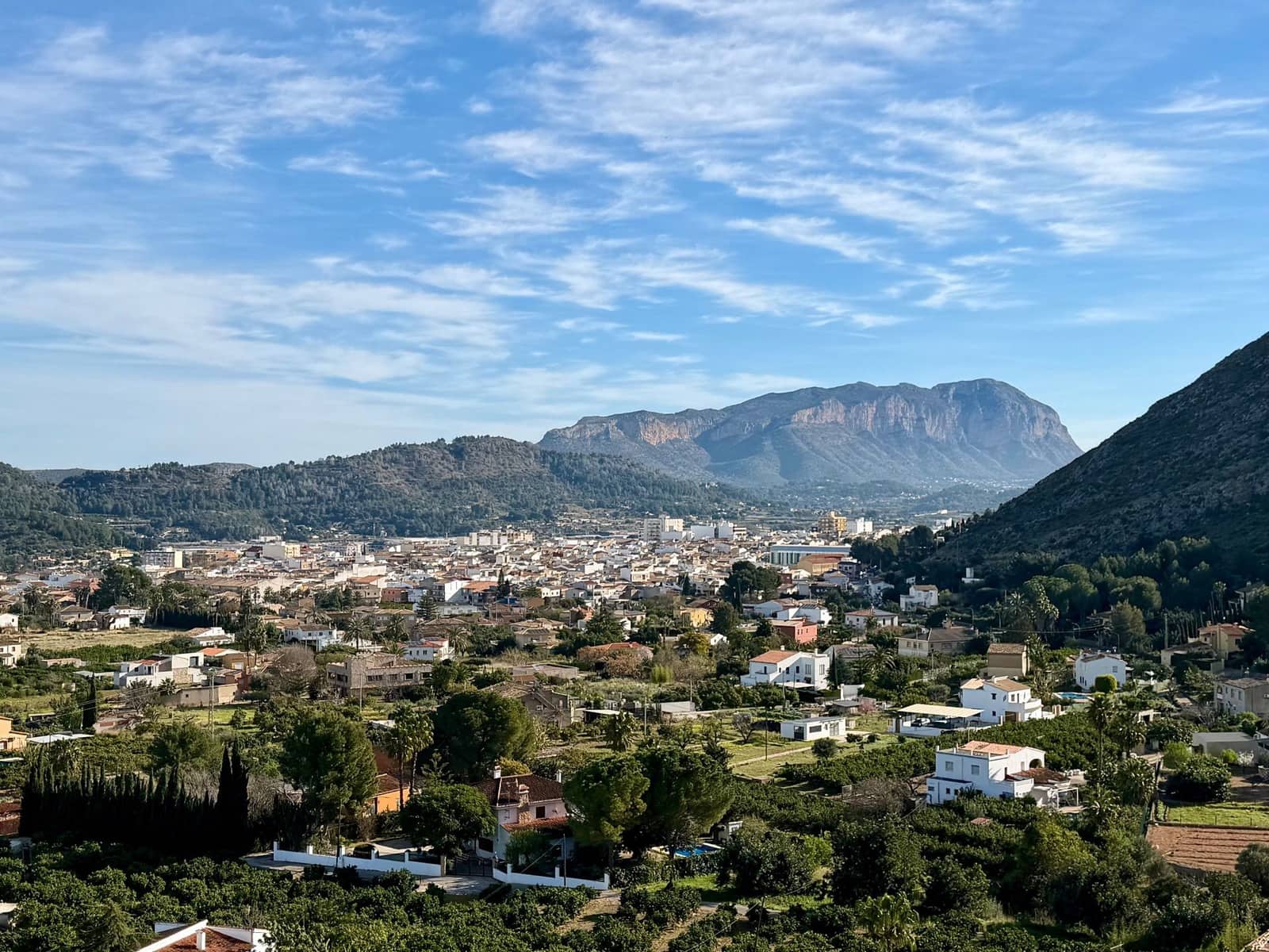 Chalet de 3 habitaciones en Pedreguer en venta con piscina garaje - 450.000 € (Ref: 9690021)