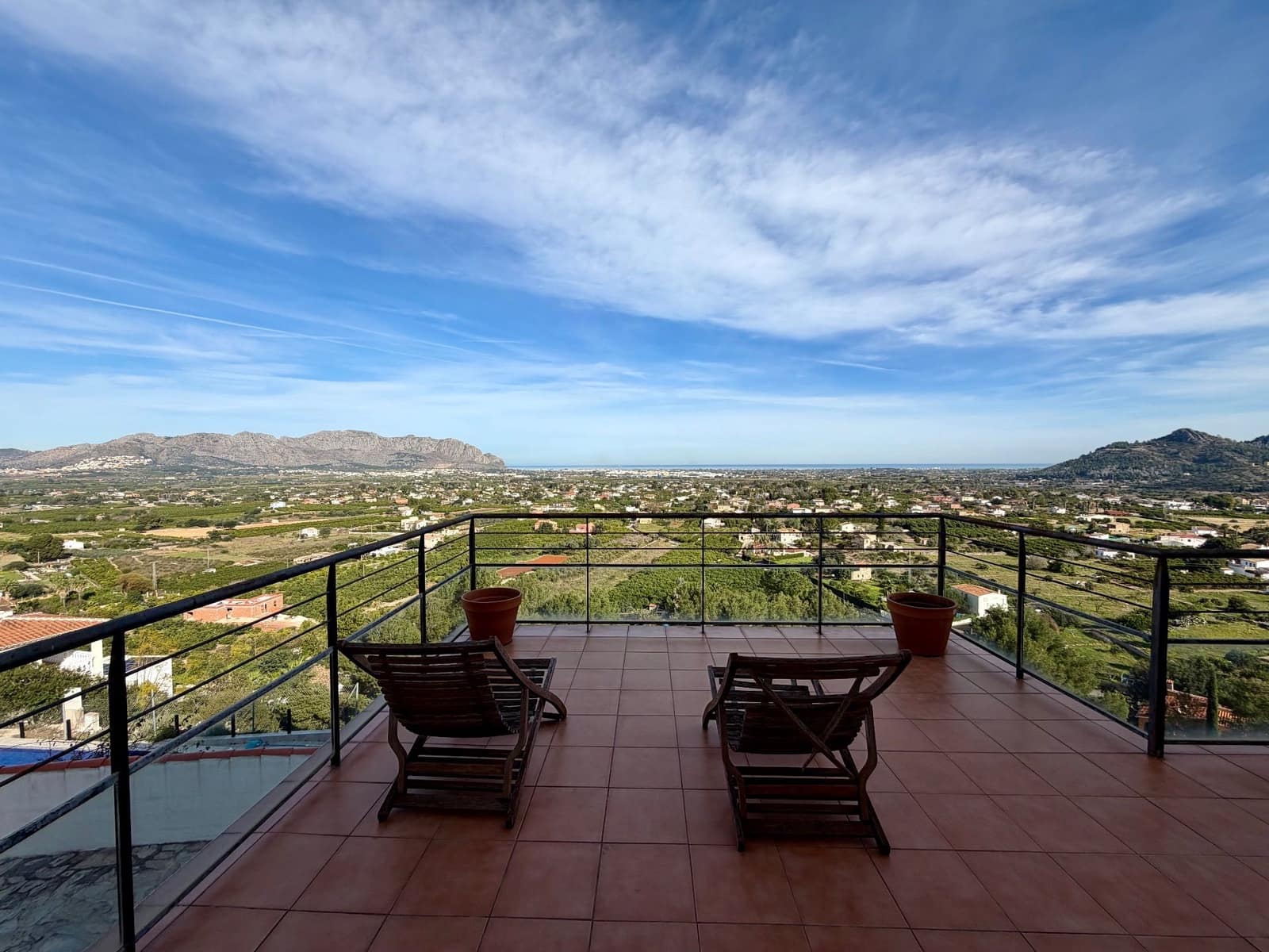 Chalet de 3 habitaciones en Pedreguer en venta con piscina garaje - 450.000 € (Ref: 9690021)