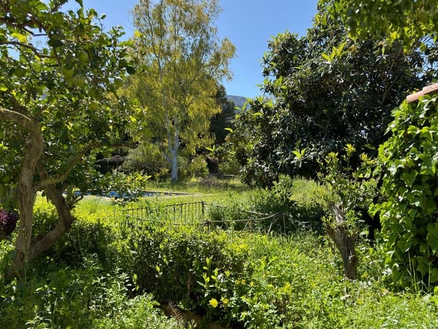 Chalet de 6 habitaciones en El Montgó, Dénia en venta con piscina garaje - 690.000 € (Ref: 9694707)