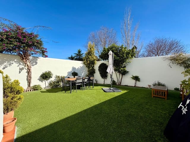 4 soveværelse Semi-Rækkehus til salg i La Xara, Dénia med garage - € 525.000 (Ref: 9694708)