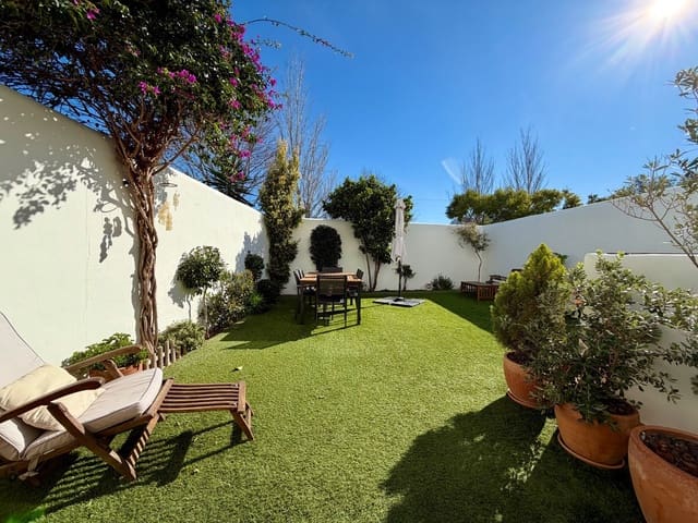 4 soveværelse Semi-Rækkehus til salg i La Xara, Dénia med garage - € 525.000 (Ref: 9694708)