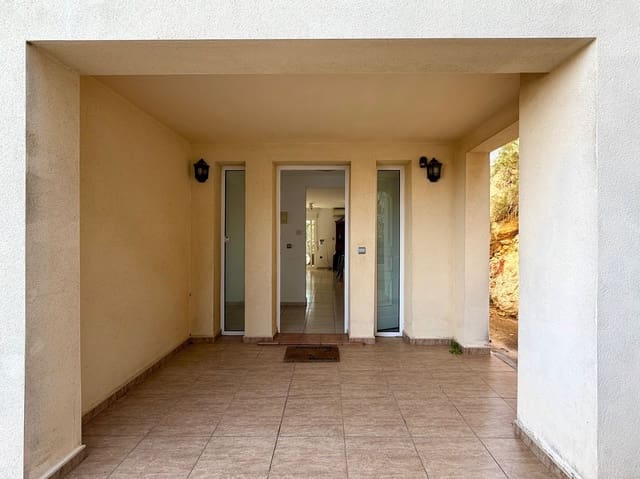 3 bedroom Villa for sale in Pedreguer with pool garage - € 475,000 (Ref: 9700430)