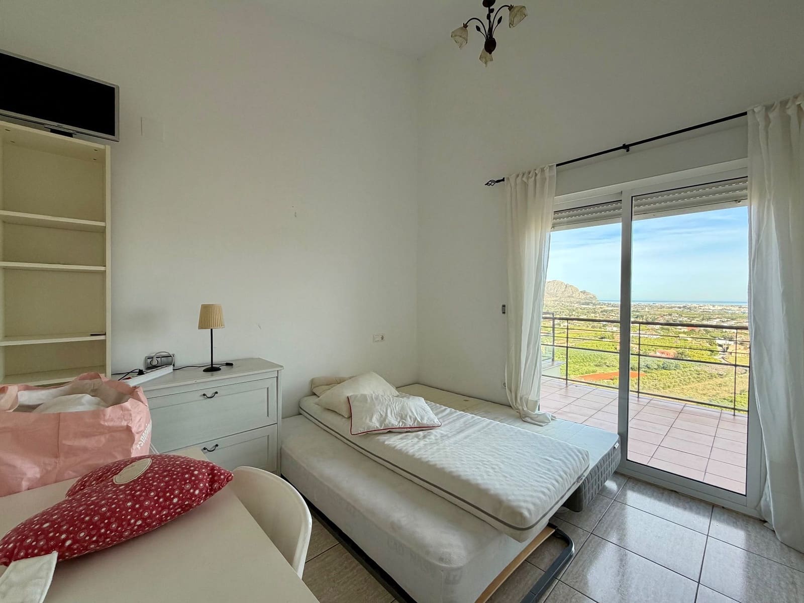 3 sypialnia Willa na sprzedaż w Pedreguer z basenem garażem - 475 000 € (Ref: 9700430)