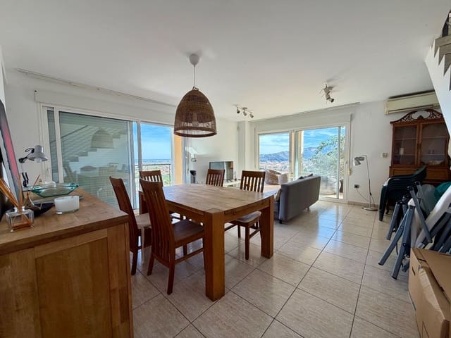 3 bedroom Villa for sale in Pedreguer with pool garage - € 475,000 (Ref: 9700430)