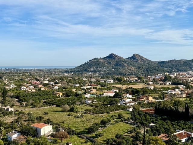 3 bedroom Villa for sale in Pedreguer with pool garage - € 475,000 (Ref: 9700430)