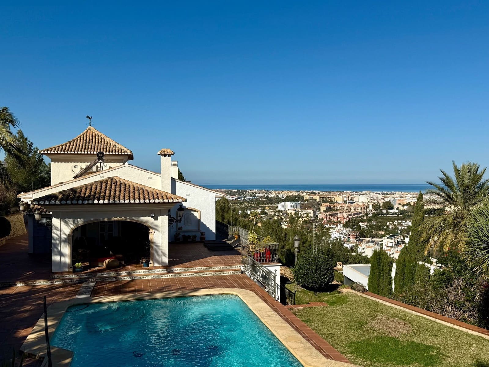 5 soveværelse Villa til salg i Denia med swimmingpool garage - € 3.570.000 (Ref: 9751600)