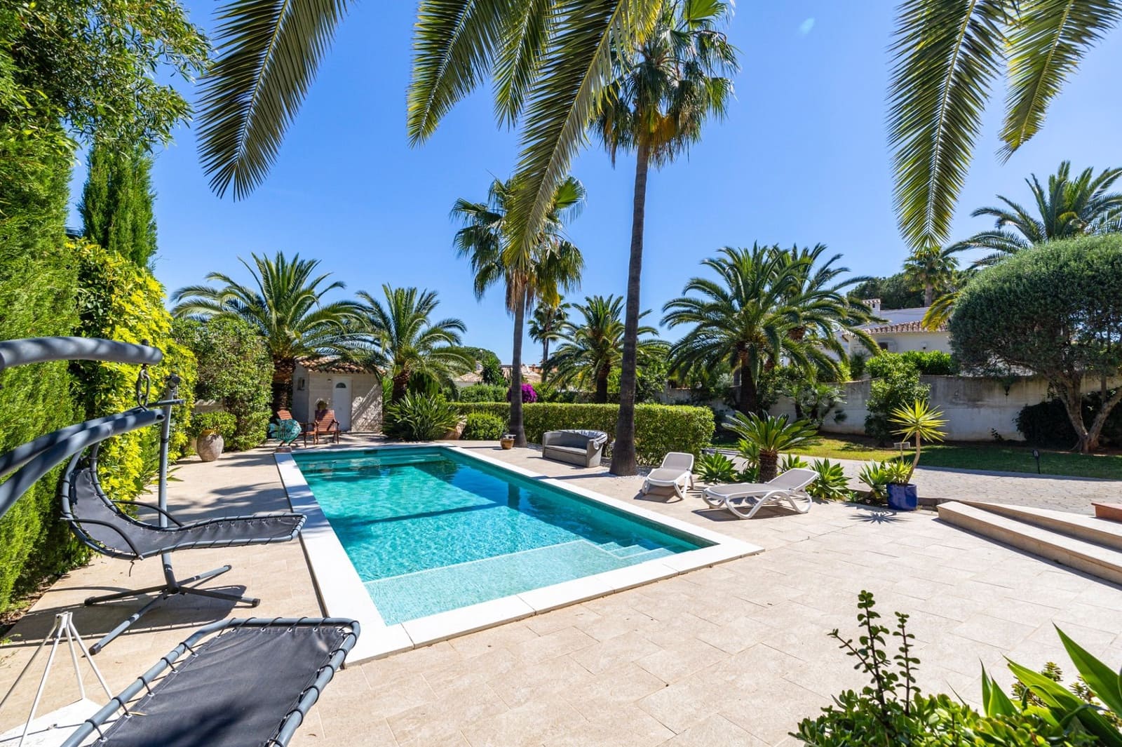 Chalet de 4 habitaciones en Dénia en venta con piscina garaje - 795.000 € (Ref: 9772675)
