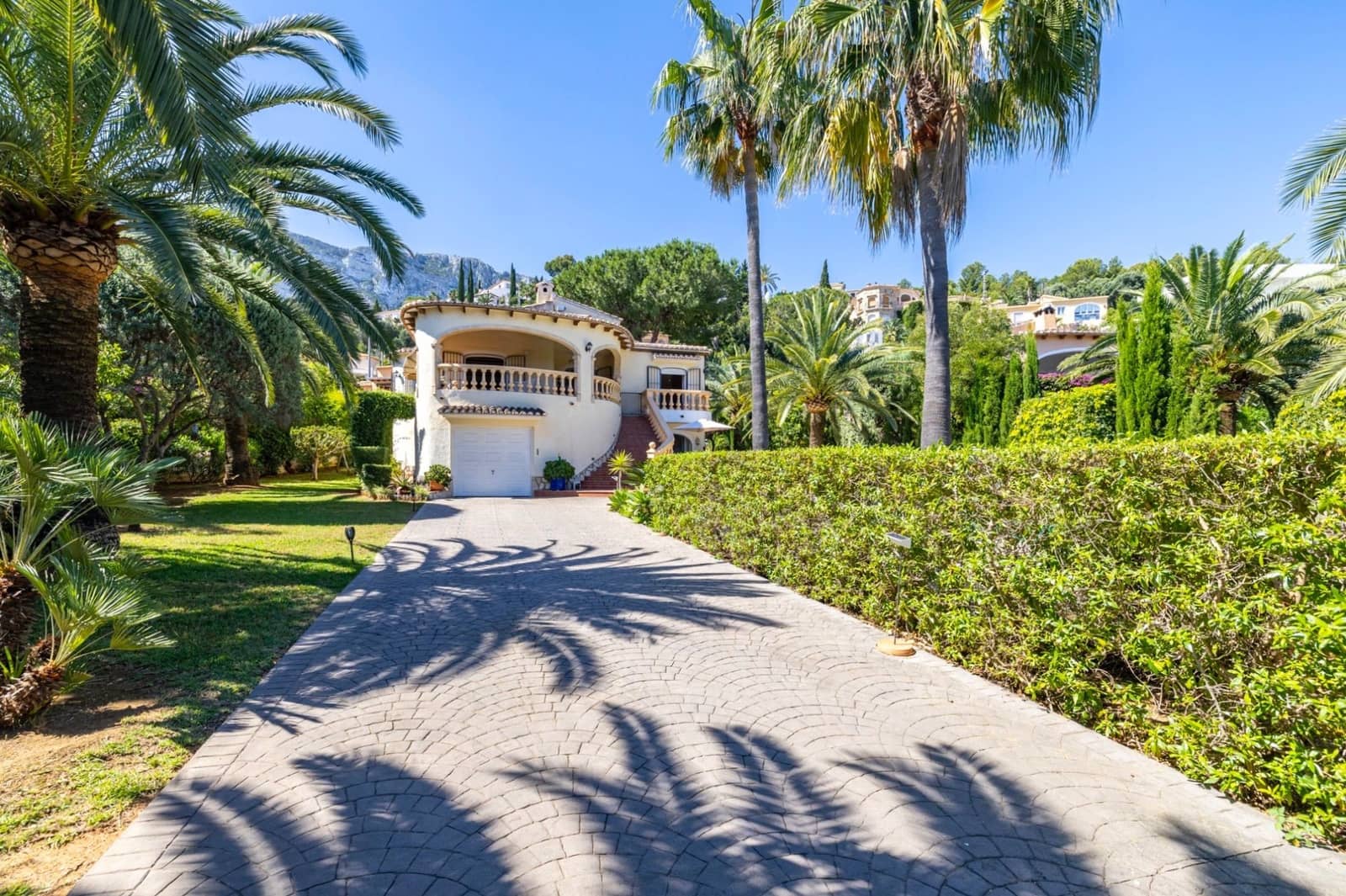 Chalet de 4 habitaciones en Dénia en venta con piscina garaje - 795.000 € (Ref: 9772675)