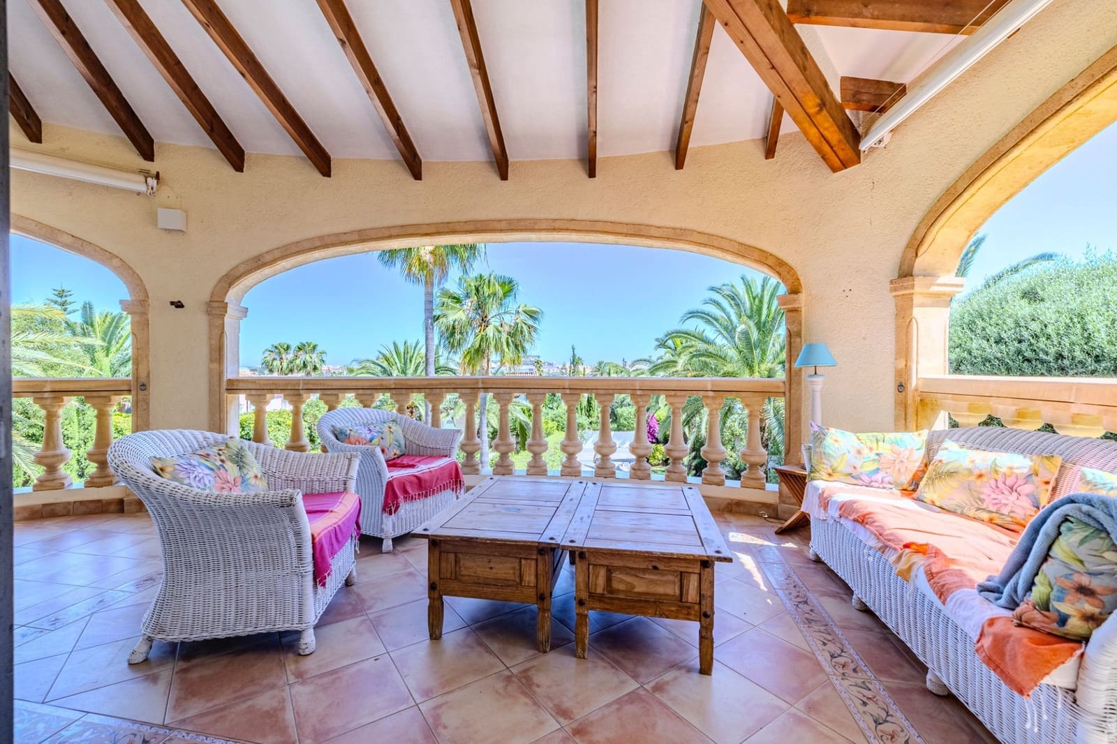 Chalet de 4 habitaciones en Dénia en venta con piscina garaje - 795.000 € (Ref: 9772675)