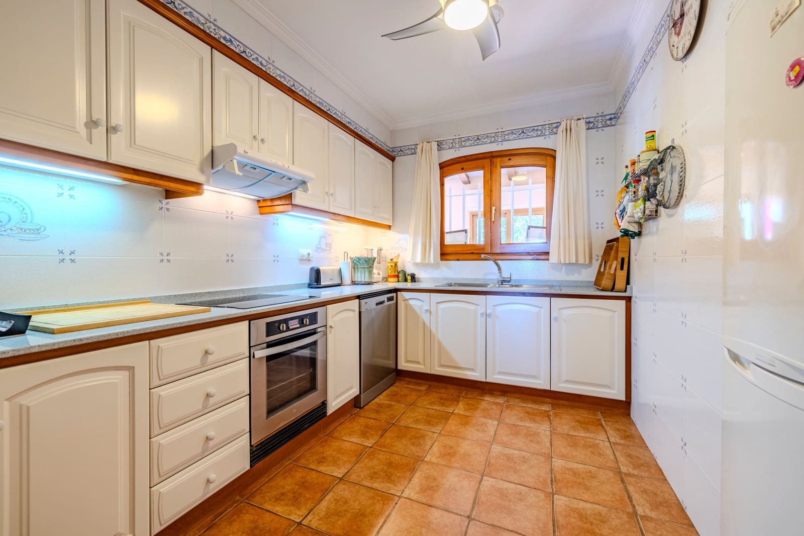 Chalet de 4 habitaciones en Dénia en venta con piscina garaje - 795.000 € (Ref: 9772675)