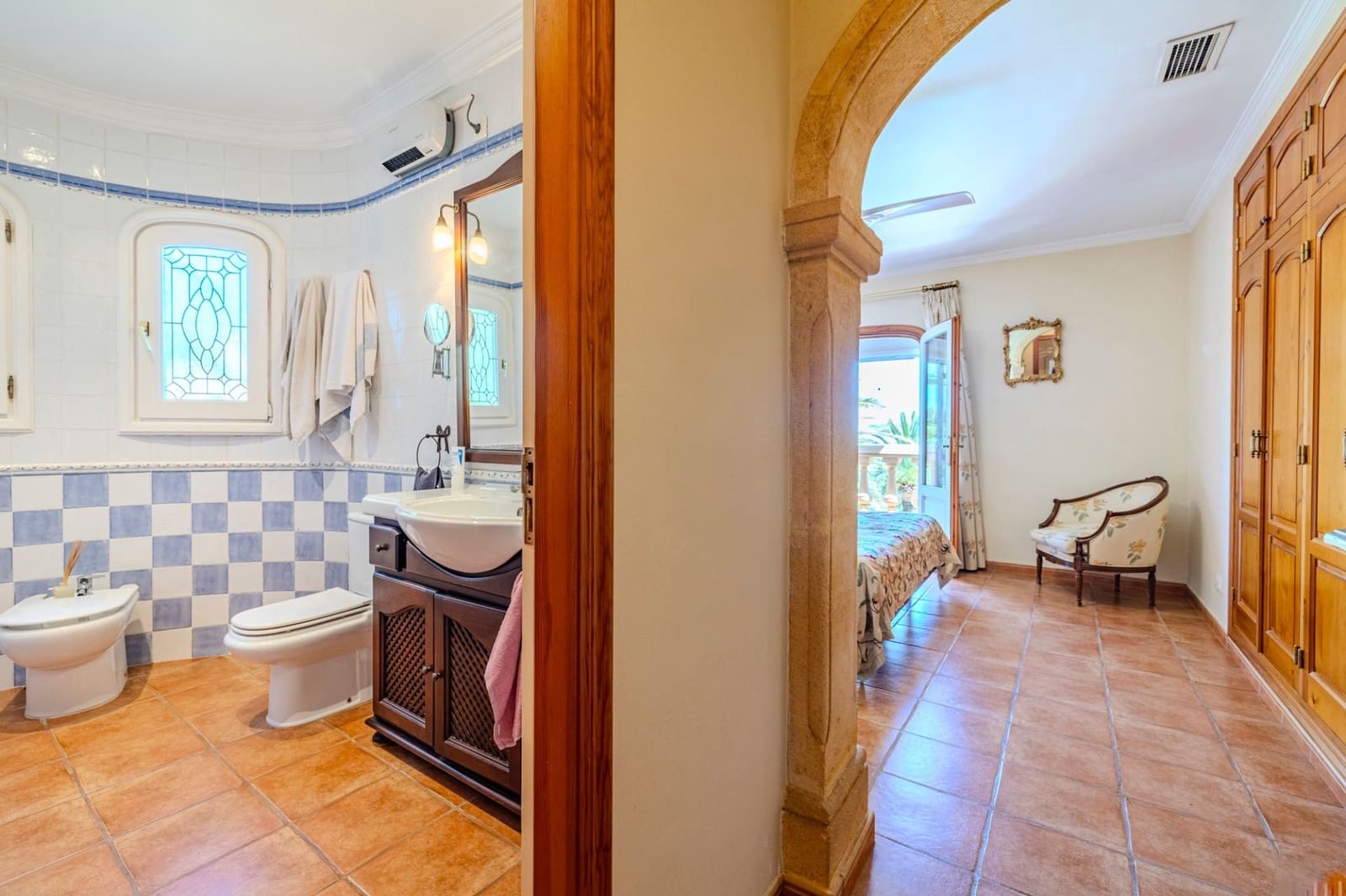 Chalet de 4 habitaciones en Dénia en venta con piscina garaje - 795.000 € (Ref: 9772675)