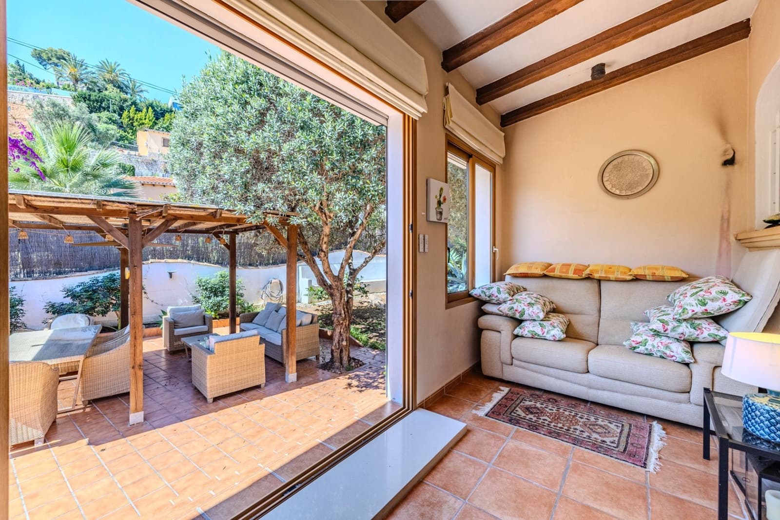 Chalet de 4 habitaciones en Dénia en venta con piscina garaje - 795.000 € (Ref: 9772675)
