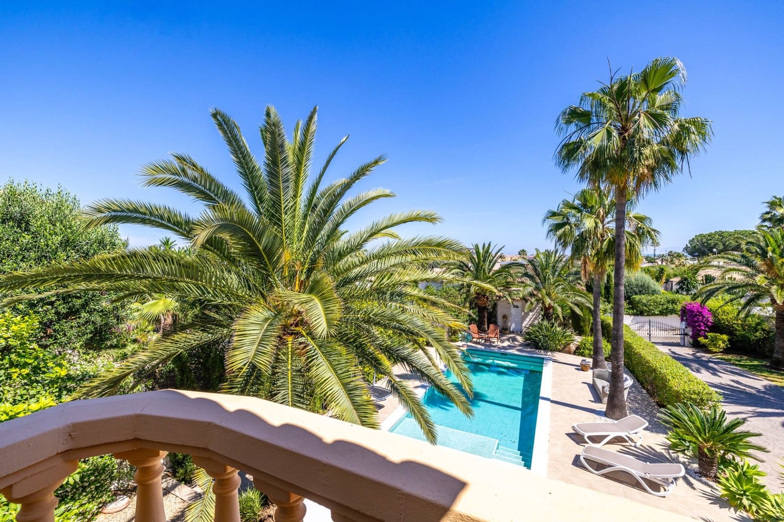 Chalet de 4 habitaciones en Dénia en venta con piscina garaje - 795.000 € (Ref: 9772675)