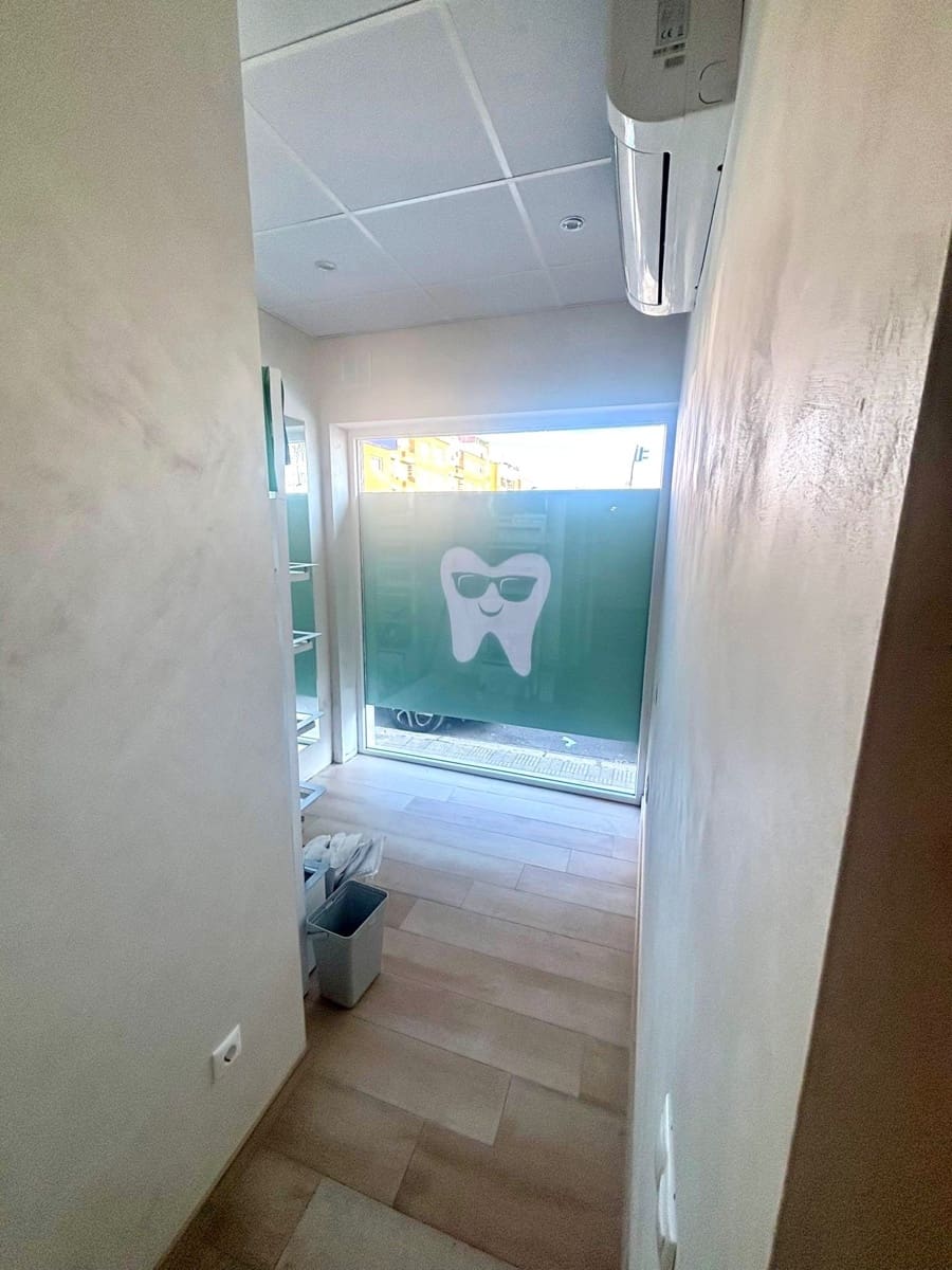 3 bedroom Commercial for rent in Ondara - € 950 (Ref: 9790235)