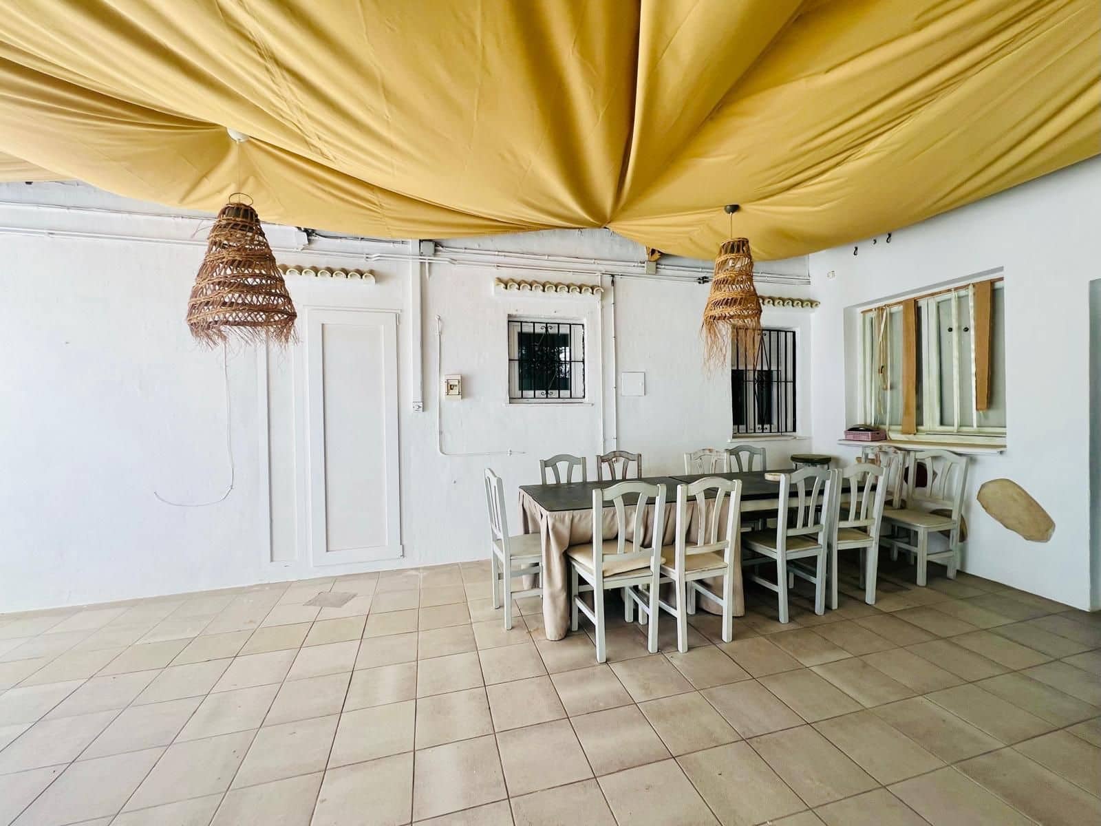 6 soveværelse Villa til salg i Denia med swimmingpool garage - € 590.000 (Ref: 9794064)