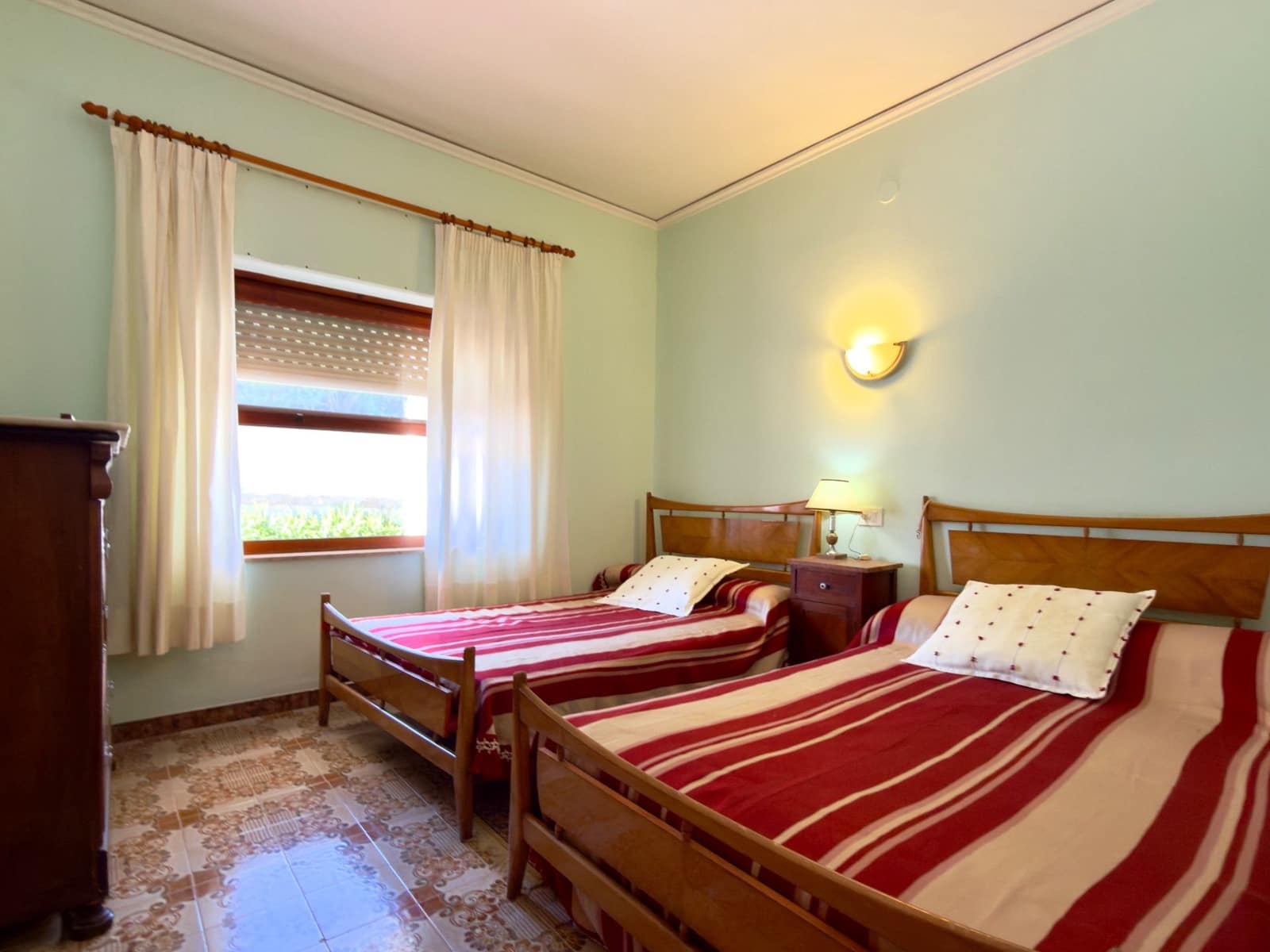 3 sypialnia Willa na sprzedaż w Denia z basenem garażem - 849 000 € (Ref: 9796195)