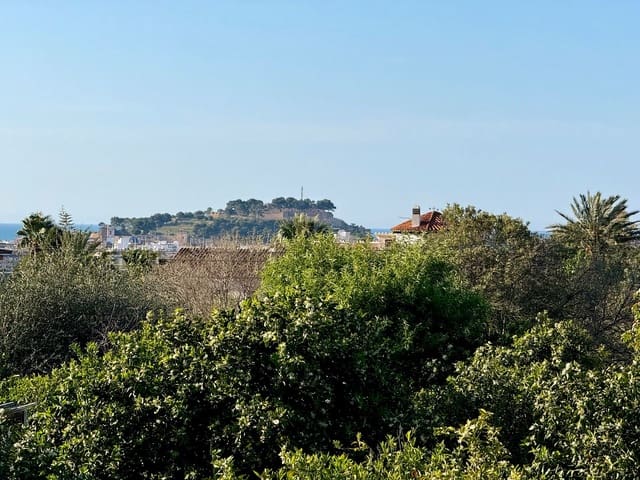 3 sypialnia Willa na sprzedaż w El Montgó, Dénia z basenem garażem - 849 000 € (Ref: 9796195)