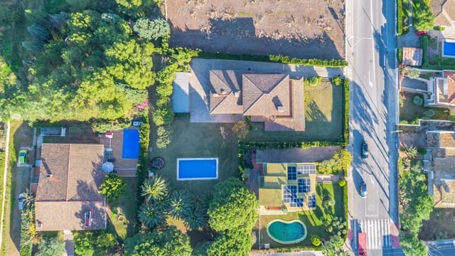 6 soveværelse Villa til salg i Benicàssim med swimmingpool garage - € 1.495.000 (Ref: 9842116)
