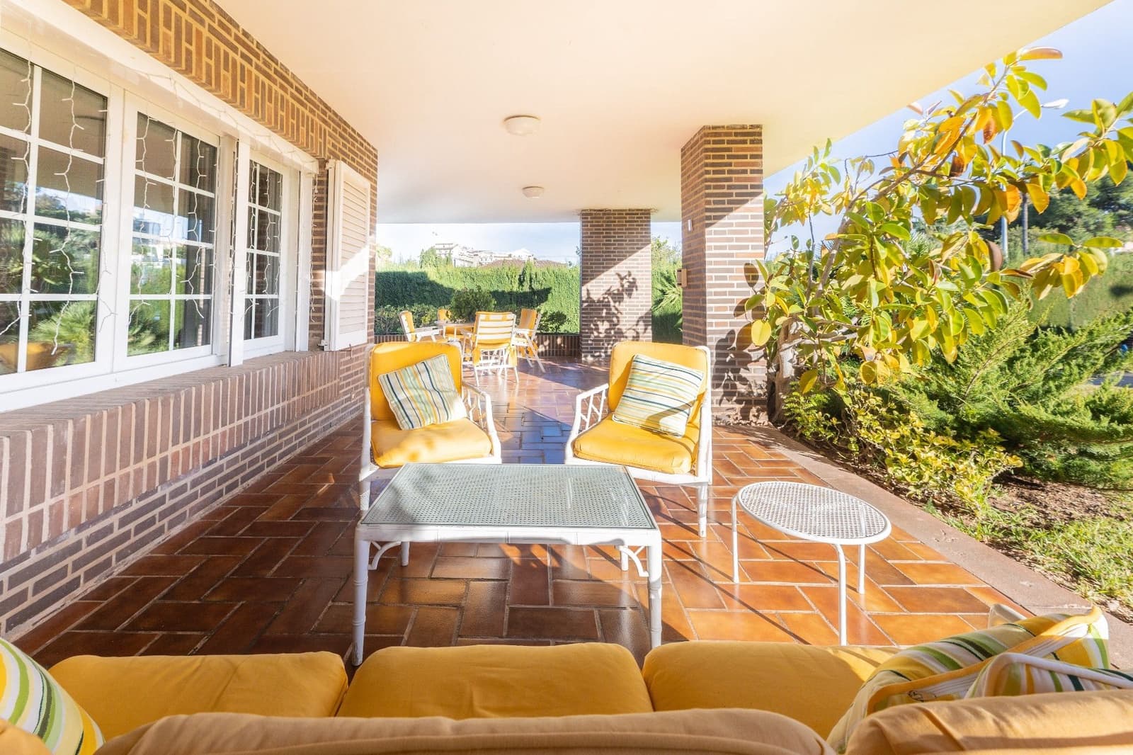 6 bedroom Villa for sale in Benicassim with pool garage - € 1,495,000 (Ref: 9842116)