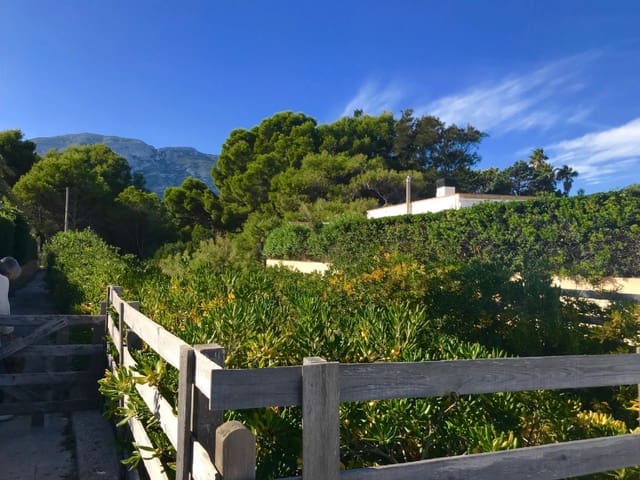 Terreno Não Urbanizado para venda em Las Rotas / Les Rotes, Dénia - 850 000 € (Ref: 9844821)