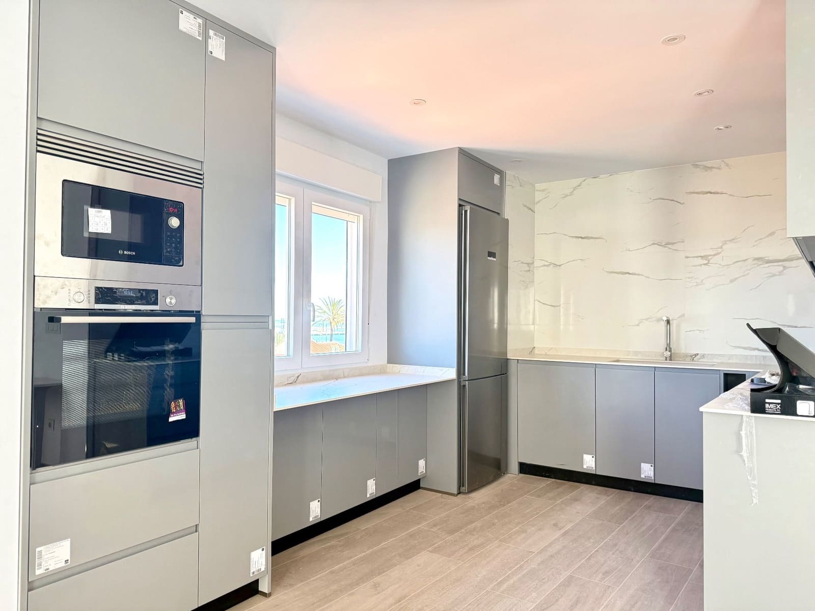 3 bedroom Flat for rent in Denia - € 1,300 (Ref: 9848989)