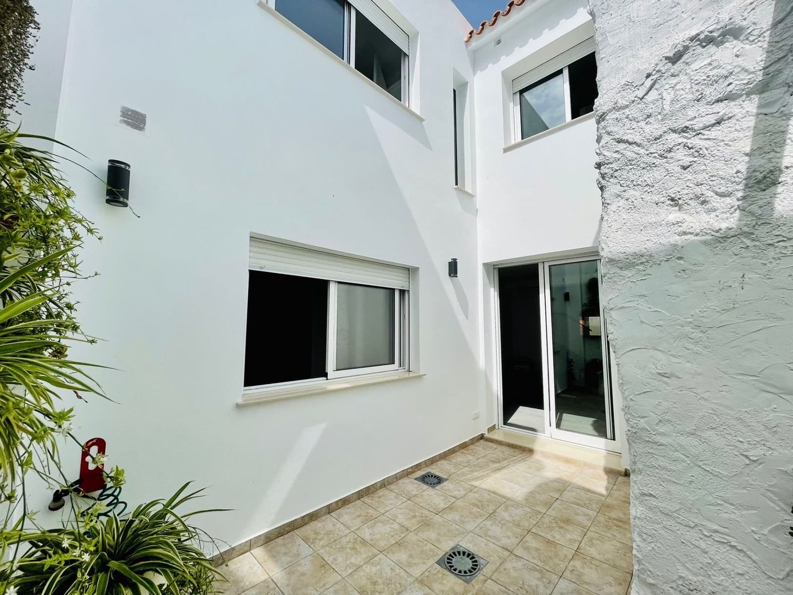 4 quarto Casa em Banda para venda em Ondara com piscina - 340 000 € (Ref: 9851038)
