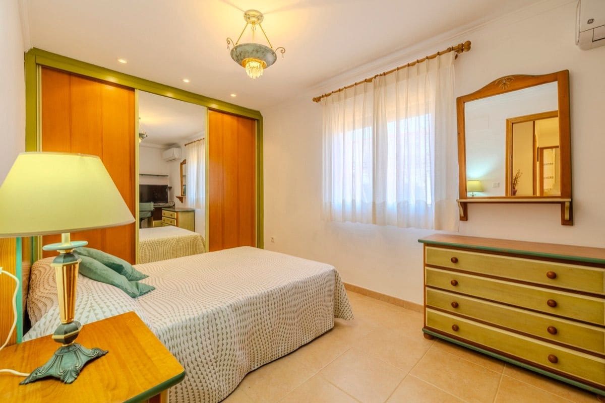 5 slaapkamer Villa te koop in Denia met zwembad garage - € 695.000 (Ref: 9889723)