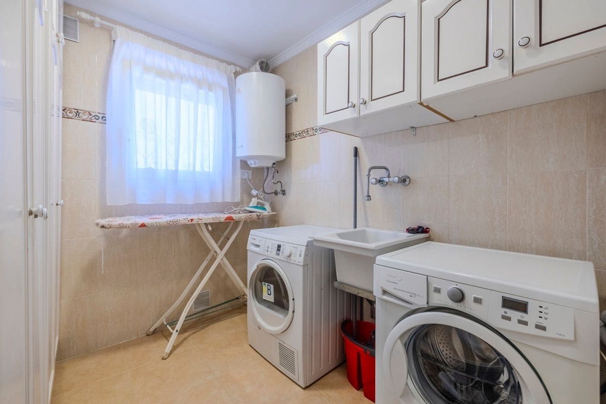 5 slaapkamer Villa te koop in Denia met zwembad garage - € 695.000 (Ref: 9889723)