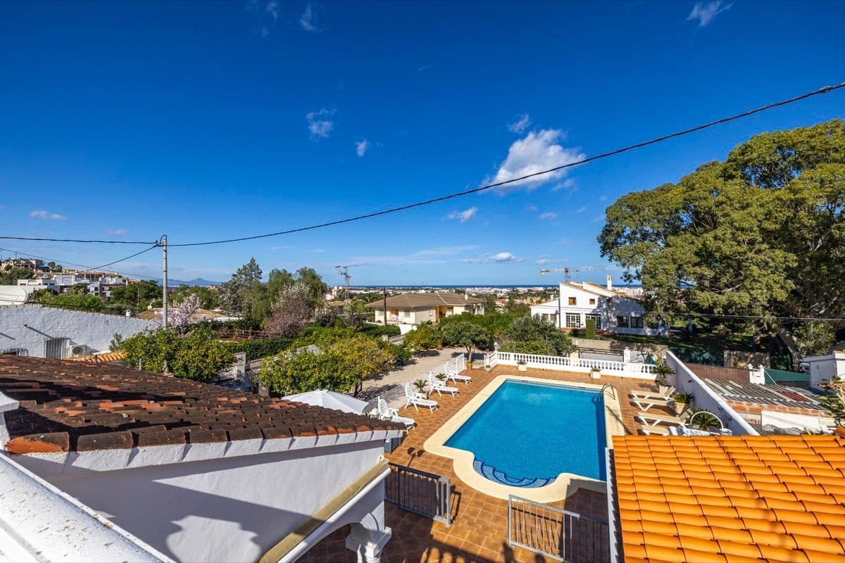 5 slaapkamer Villa te koop in Denia met zwembad garage - € 695.000 (Ref: 9889723)