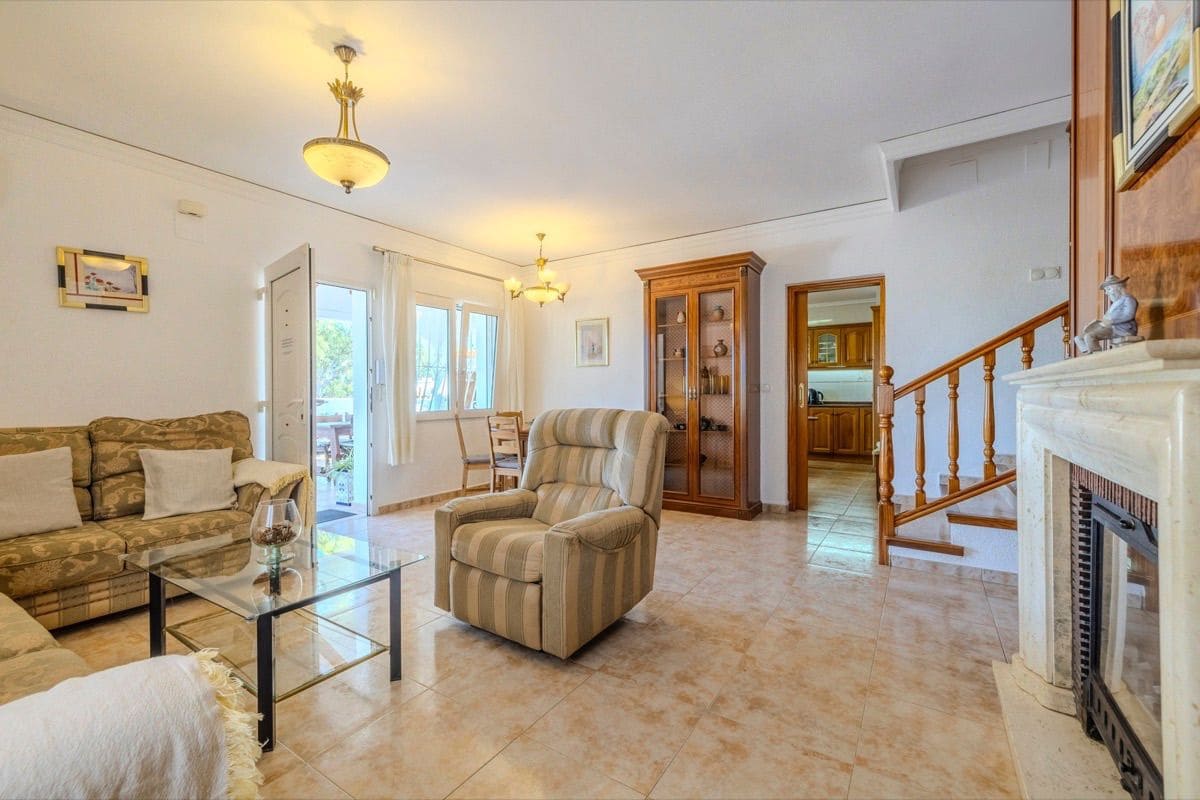 5 slaapkamer Villa te koop in Denia met zwembad garage - € 695.000 (Ref: 9889723)