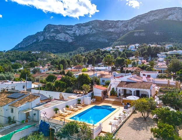 5 slaapkamer Villa te koop in La Pedrera - Vessanes, Dénia met zwembad garage - € 695.000 (Ref: 9889723)