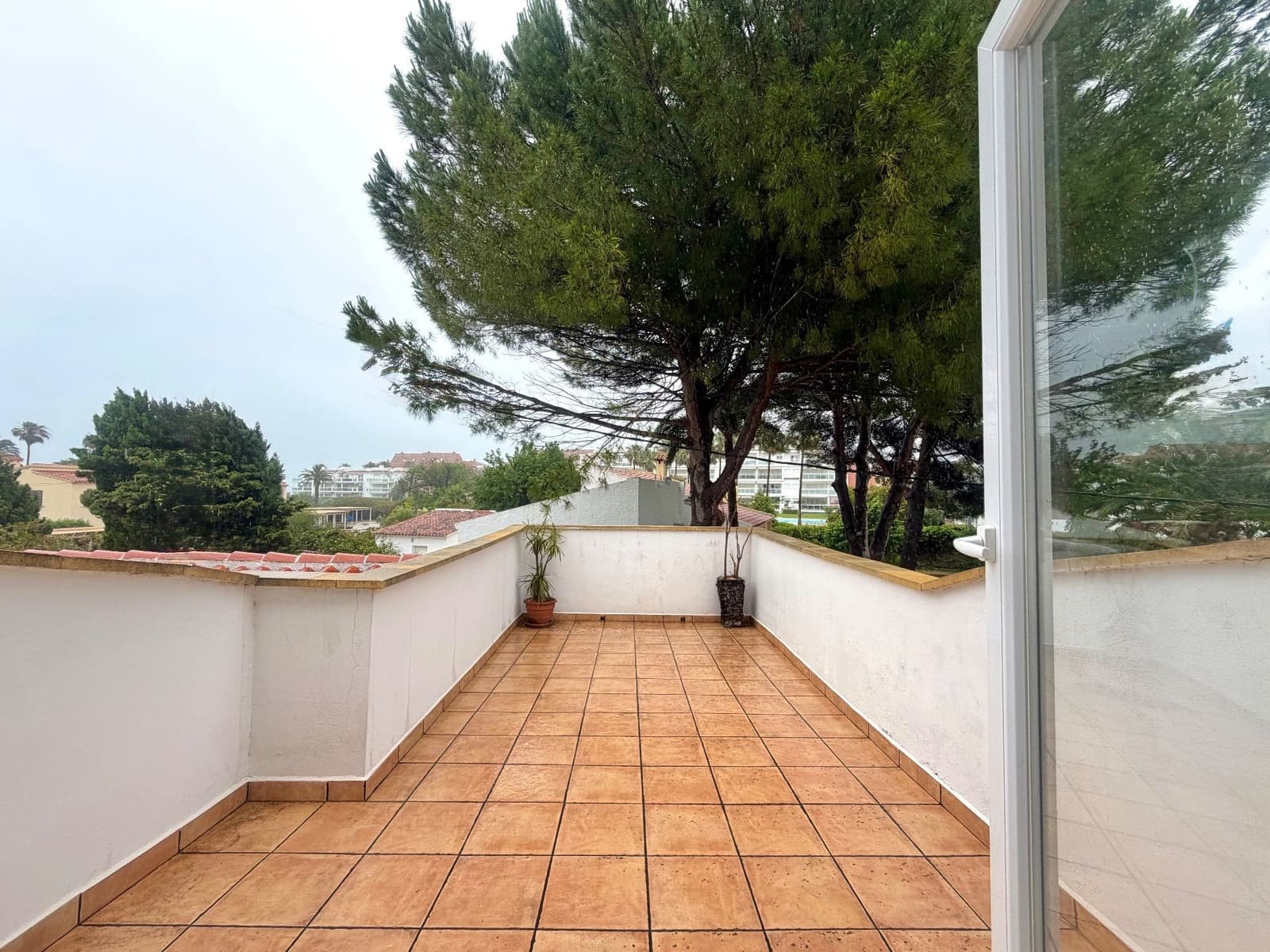 Chalet de 4 habitaciones en Dénia en venta con piscina garaje - 659.000 € (Ref: 9893689)
