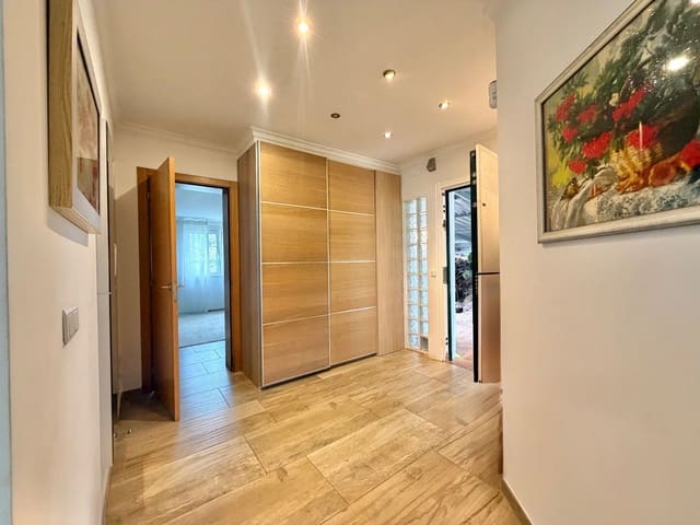 Chalet de 4 habitaciones en L'Almadrava - L'Estanyó, Dénia en venta con piscina garaje - 659.000 € (Ref: 9893689)