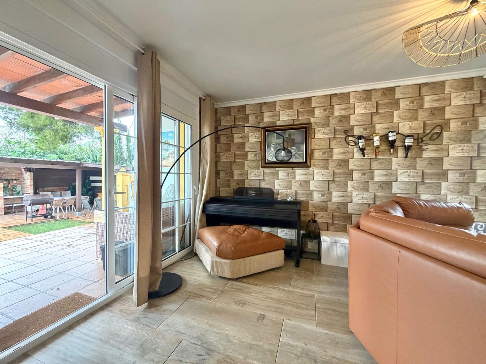 Chalet de 4 habitaciones en Dénia en venta con piscina garaje - 659.000 € (Ref: 9893689)