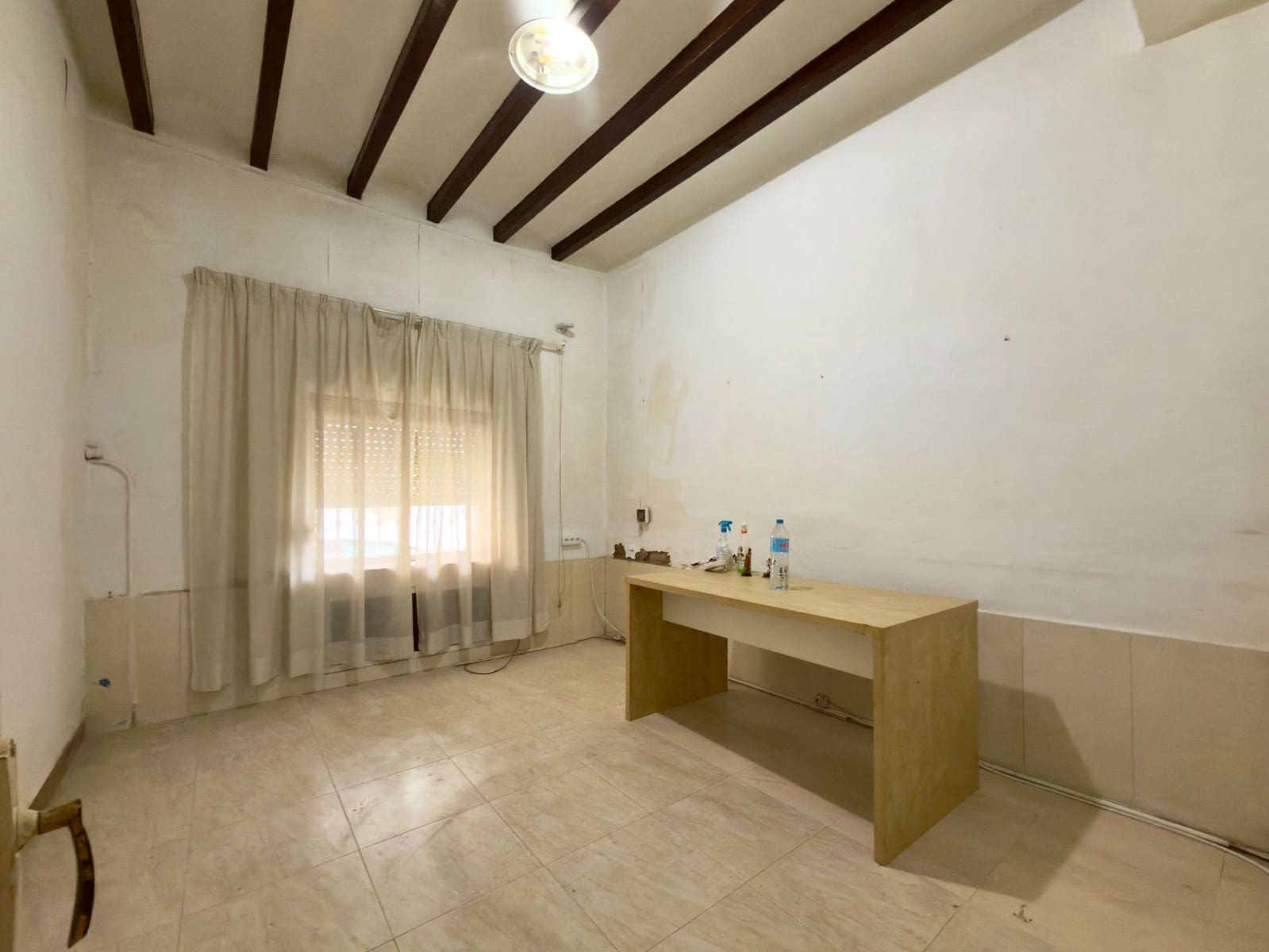 Kaupallinen myytävänä paikassa Denia - 299 000 € (Ref: 9912493)