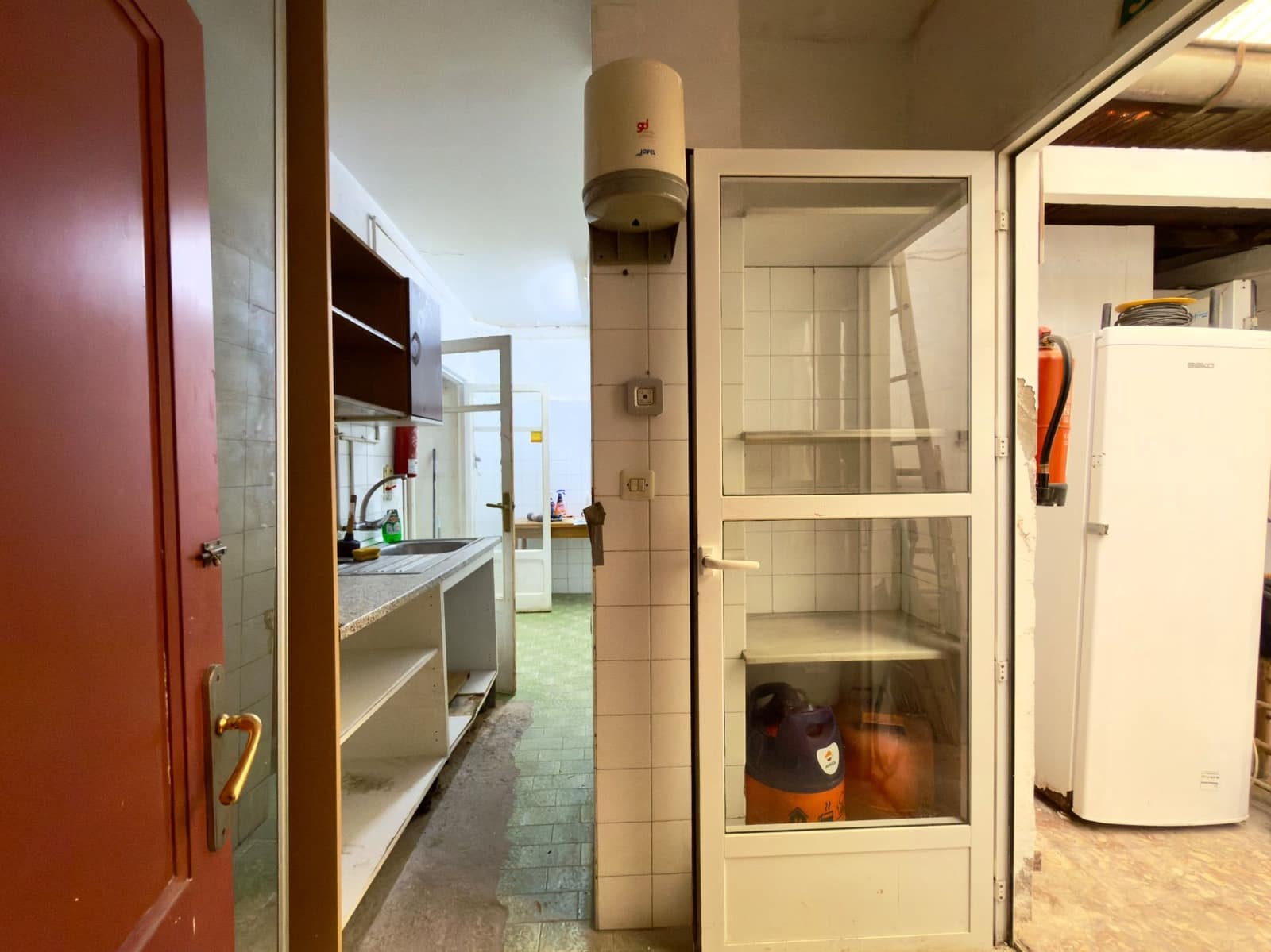 Kaupallinen myytävänä paikassa Denia - 299 000 € (Ref: 9912493)