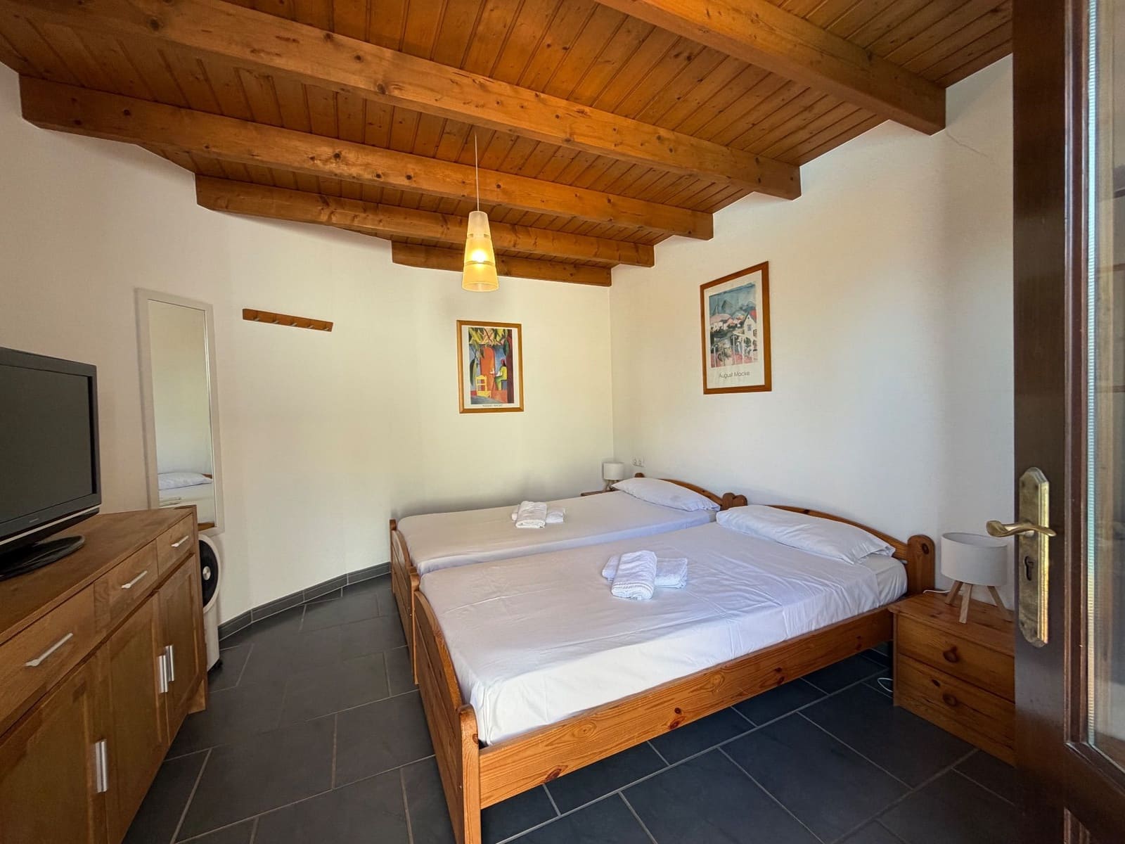 Chalet de 3 habitaciones en Monte Pego en alquiler con piscina garaje - 1.950 € (Ref: 9935485)