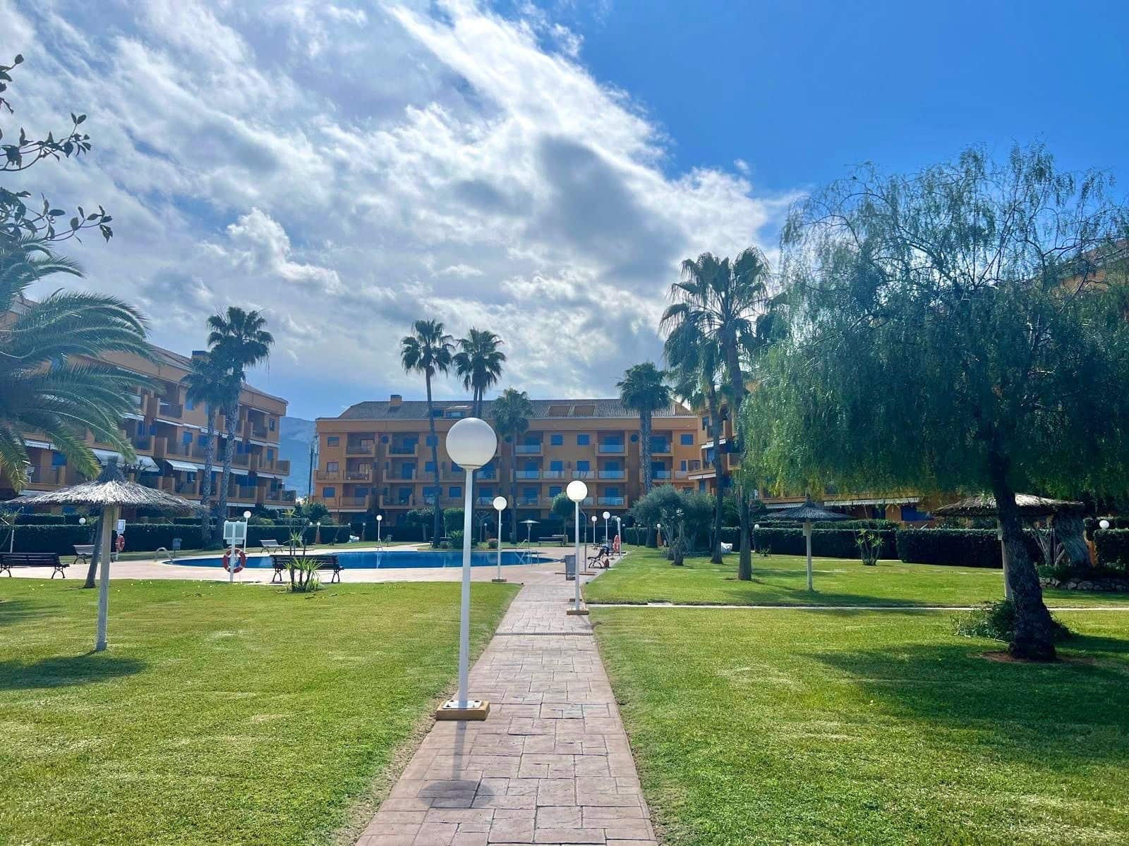 4 soverom Penthouse til salgs i Denia med svømmebasseng garasje - € 472 000 (Ref: 9959114)