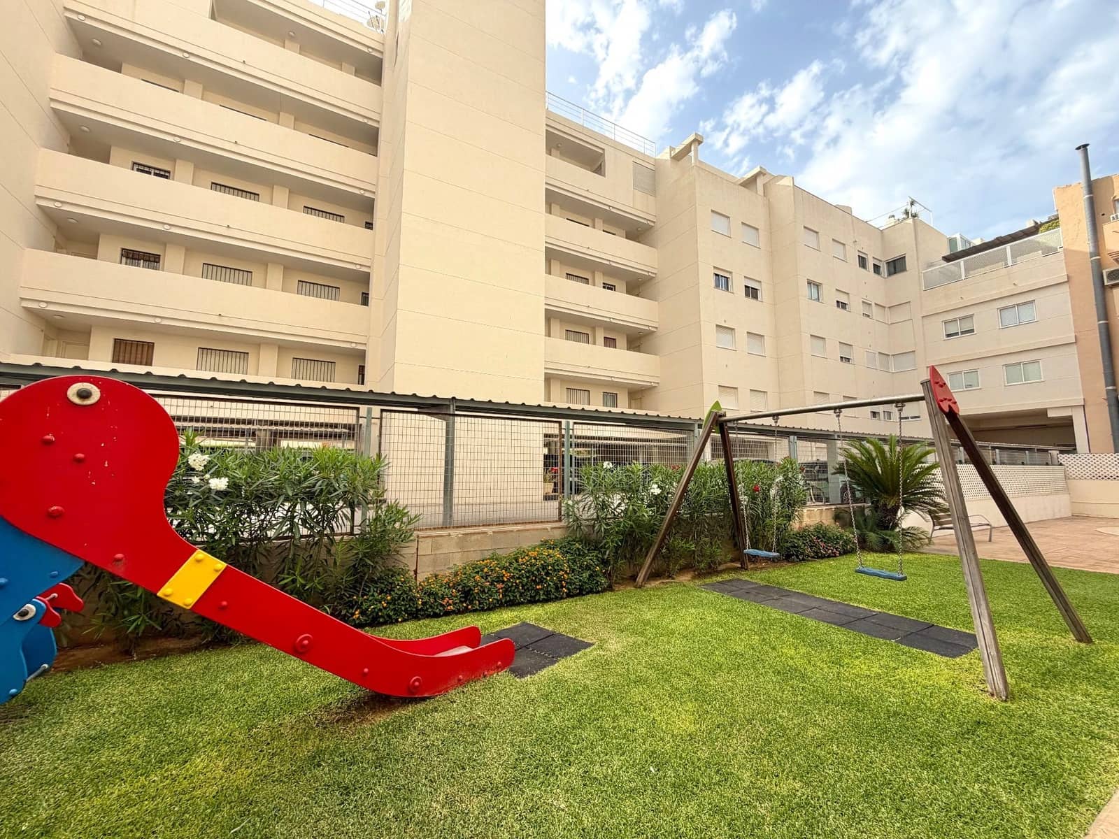 2 sypialnia Apartament na sprzedaż w Denia z basenem garażem - 308 000 € (Ref: 9966109)