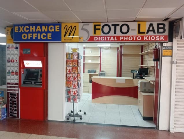 1 slaapkamer Bedrijf te huur in Playa del Inglés, San Bartolomé de Tirajana - € 900 (Ref: 8581653)