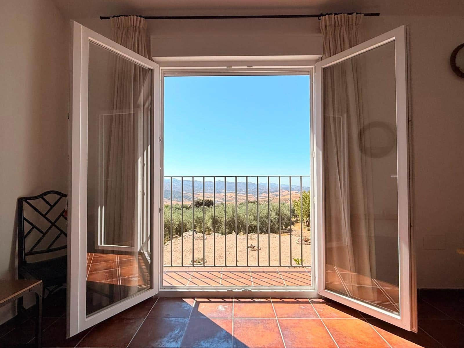 4 bedroom Finca/Country House for sale in Villanueva de la Concepcion - € 345,000 (Ref: 10005680)