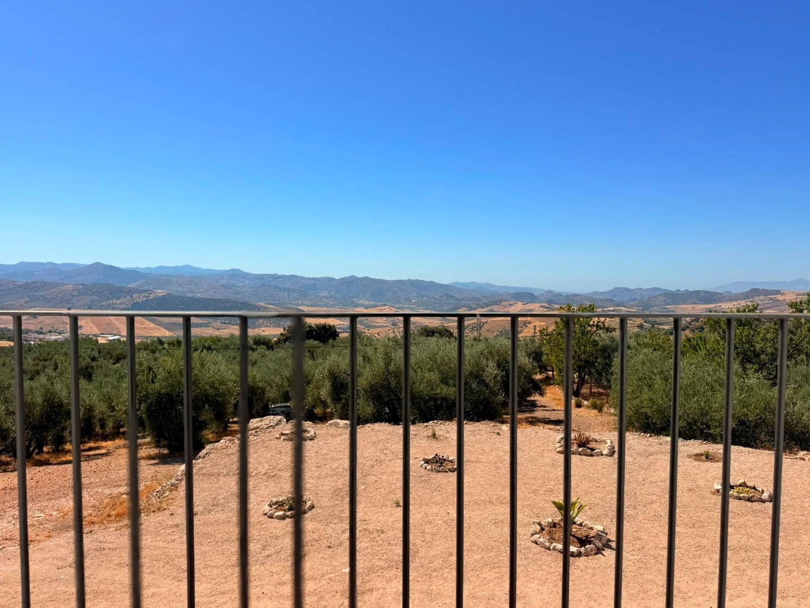 4 bedroom Finca/Country House for sale in Villanueva de la Concepcion - € 345,000 (Ref: 10005680)