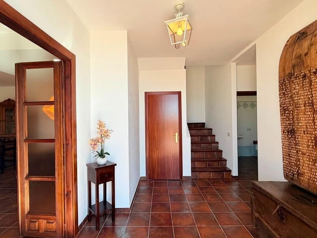 4 sovrum Finca/Hus på landet till salu i Villanueva de la Concepcion - 349 000 € (Ref: 10005680)