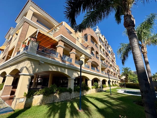 4 bedroom Flat for sale in Torremolinos with pool garage - € 980,000 (Ref: 10091190)