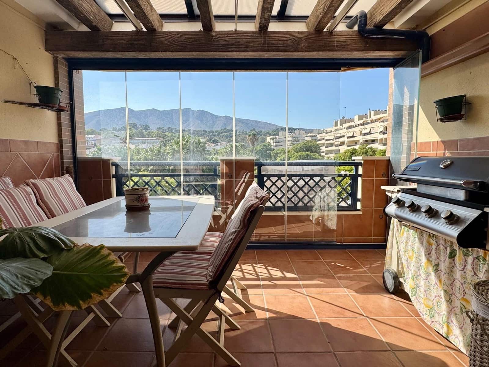 4 bedroom Flat for sale in Torremolinos with pool garage - € 980,000 (Ref: 10091190)