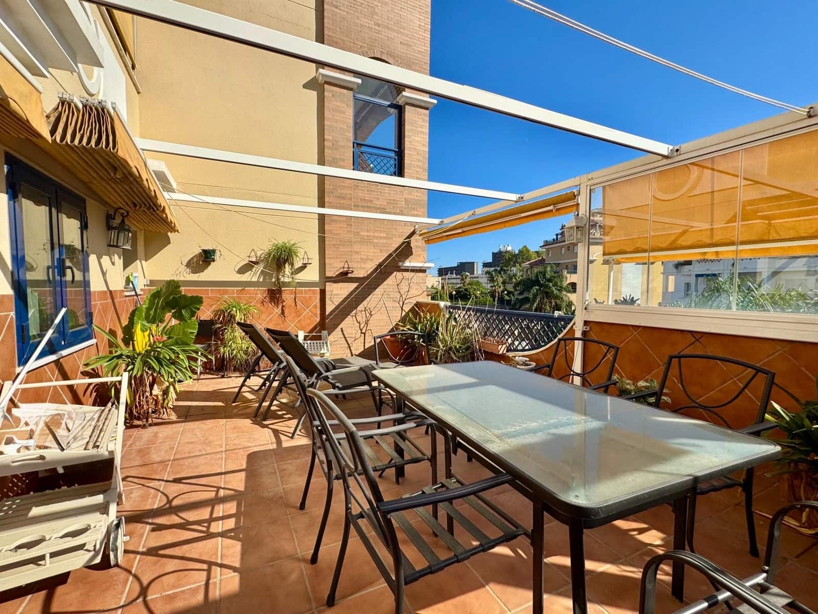 4 bedroom Flat for sale in Torremolinos with pool garage - € 980,000 (Ref: 10091190)