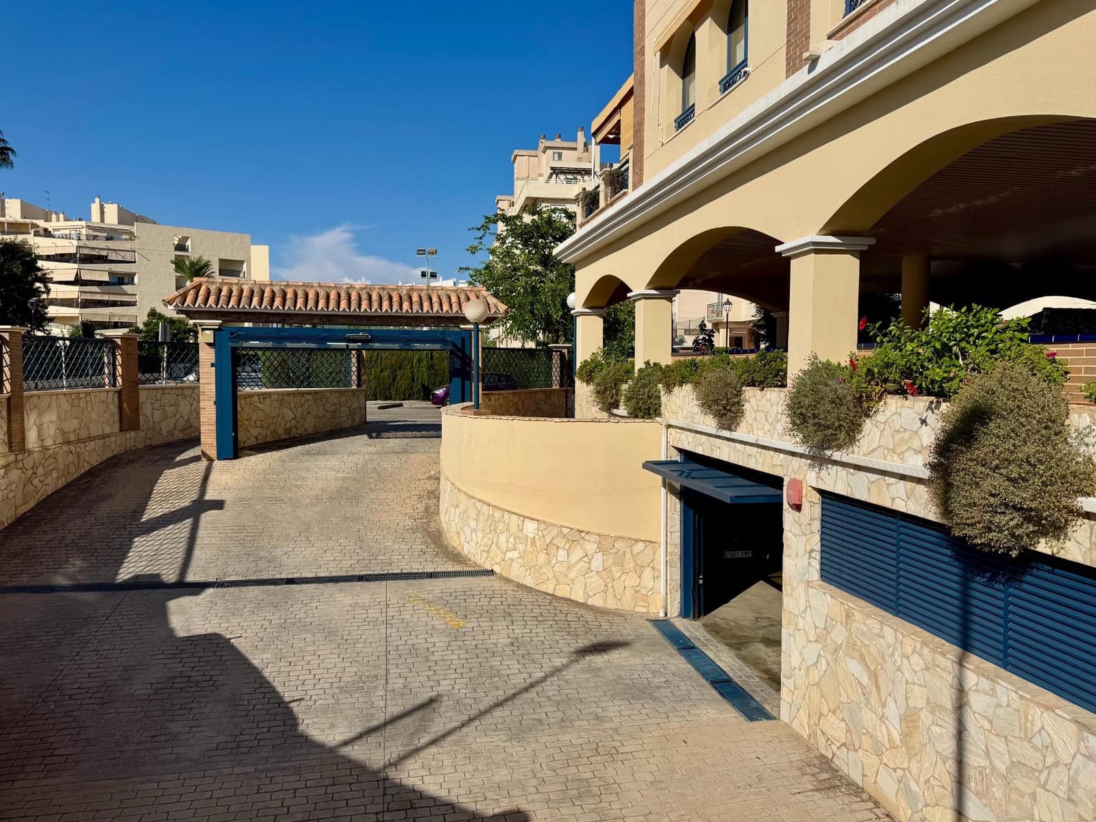 4 bedroom Flat for sale in Torremolinos with pool garage - € 980,000 (Ref: 10091190)