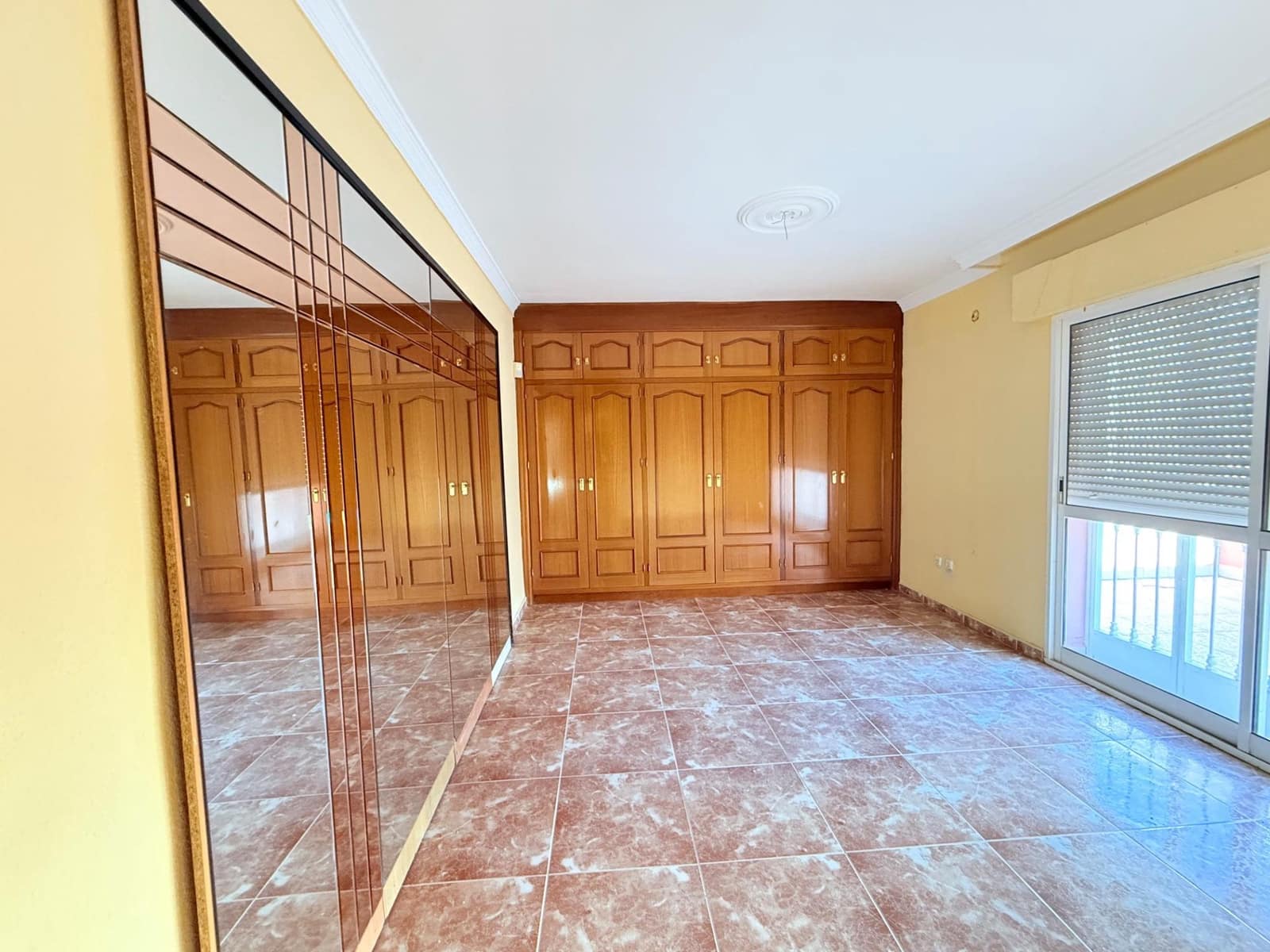 7 quarto Moradia para venda em Pinos de Alhaurin com piscina garagem - 980 000 € (Ref: 10100244)