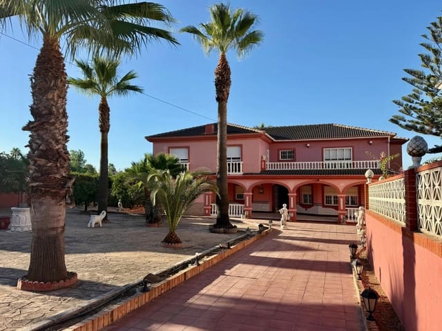 7 quarto Moradia para venda em Pinos de Alhaurin, Alhaurín de la Torre com piscina garagem - 980 000 € (Ref: 10100244)