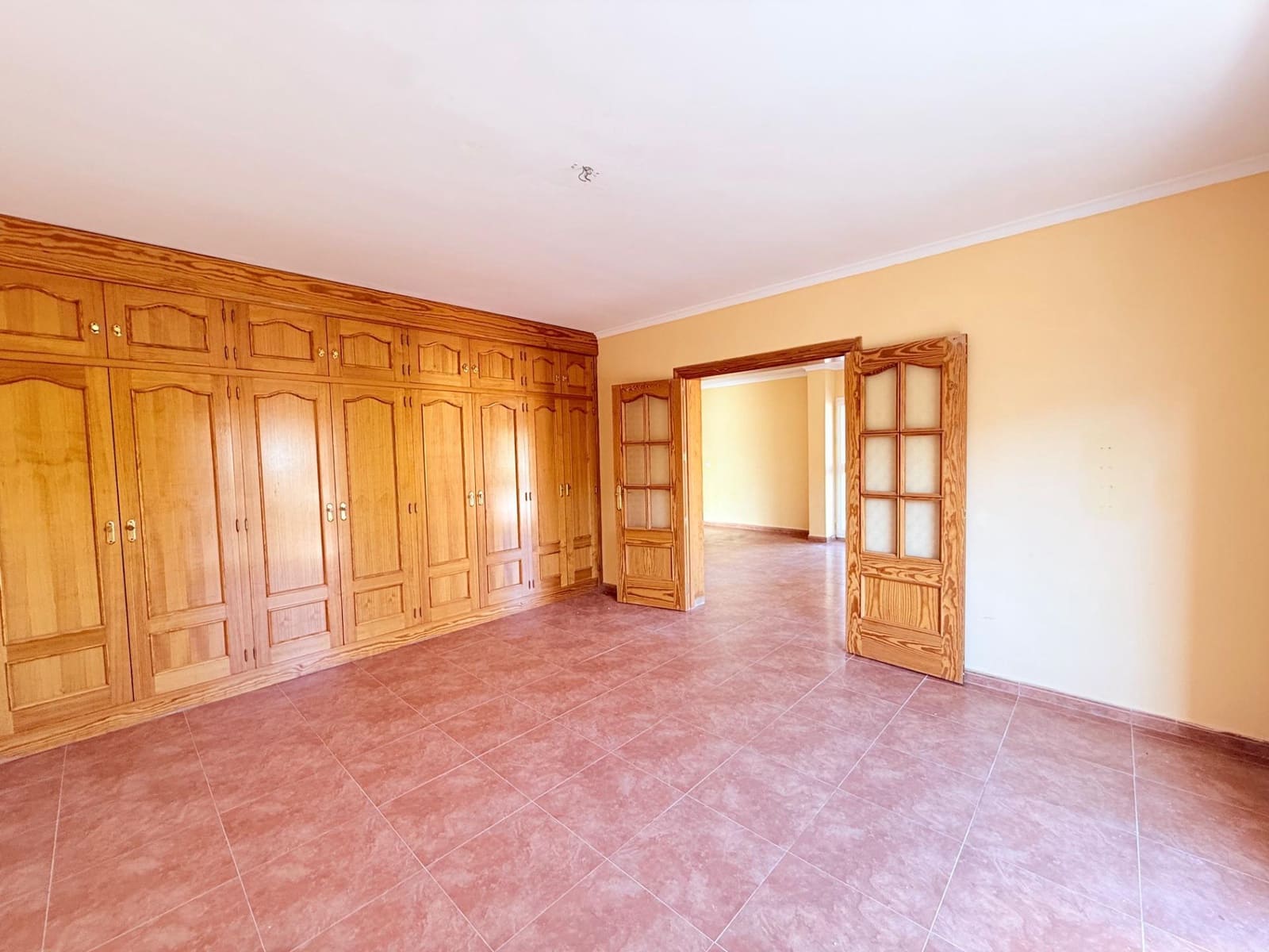 7 bedroom Villa for sale in Pinos de Alhaurin with pool garage - € 1,500,000 (Ref: 10102680)